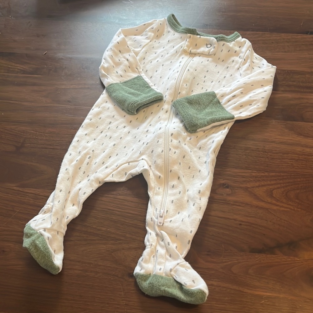 Cloud Island Newborn Footies